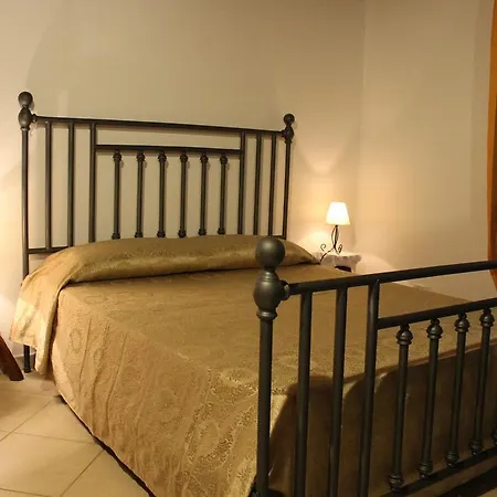 La Casa Del Nonno 3* Альберобелло